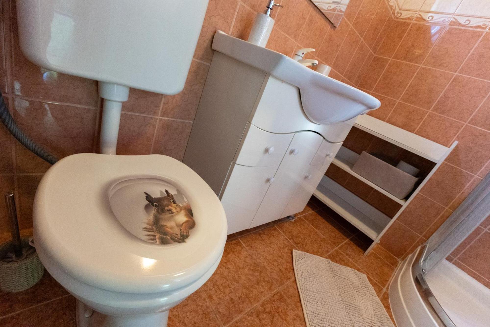 Kismokus Apartman Eger Ngoại thất bức ảnh